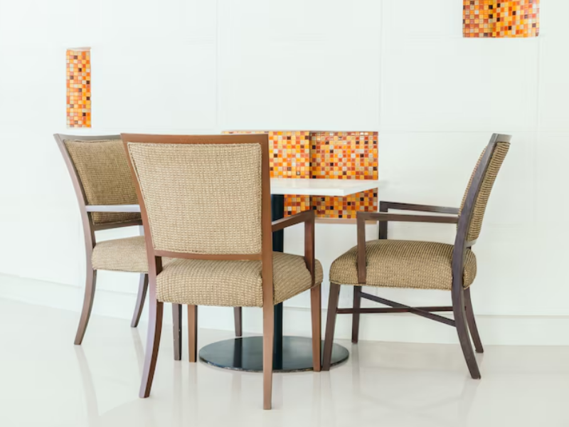 Set de mesa y sillas moderno